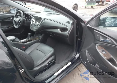 2018 Chevrolet Malibu Premier z USA, uszkodzony, nr VIN 1G1ZE5SX8JF174549